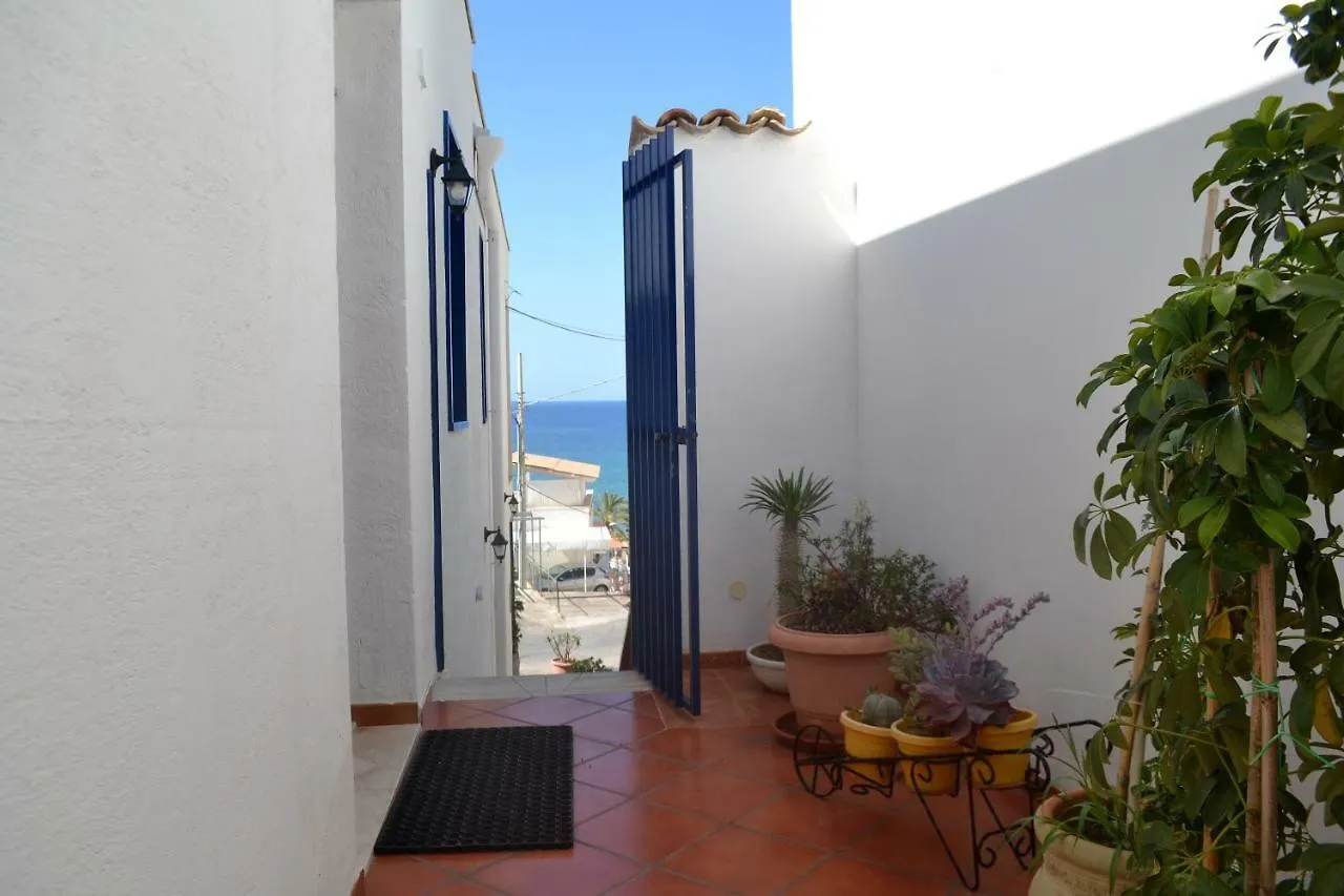 Cento Passi Dal Mare Apartment Alcamo Marina